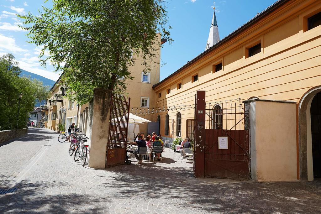 Alter Schlachthof Брессаноне Экстерьер фото